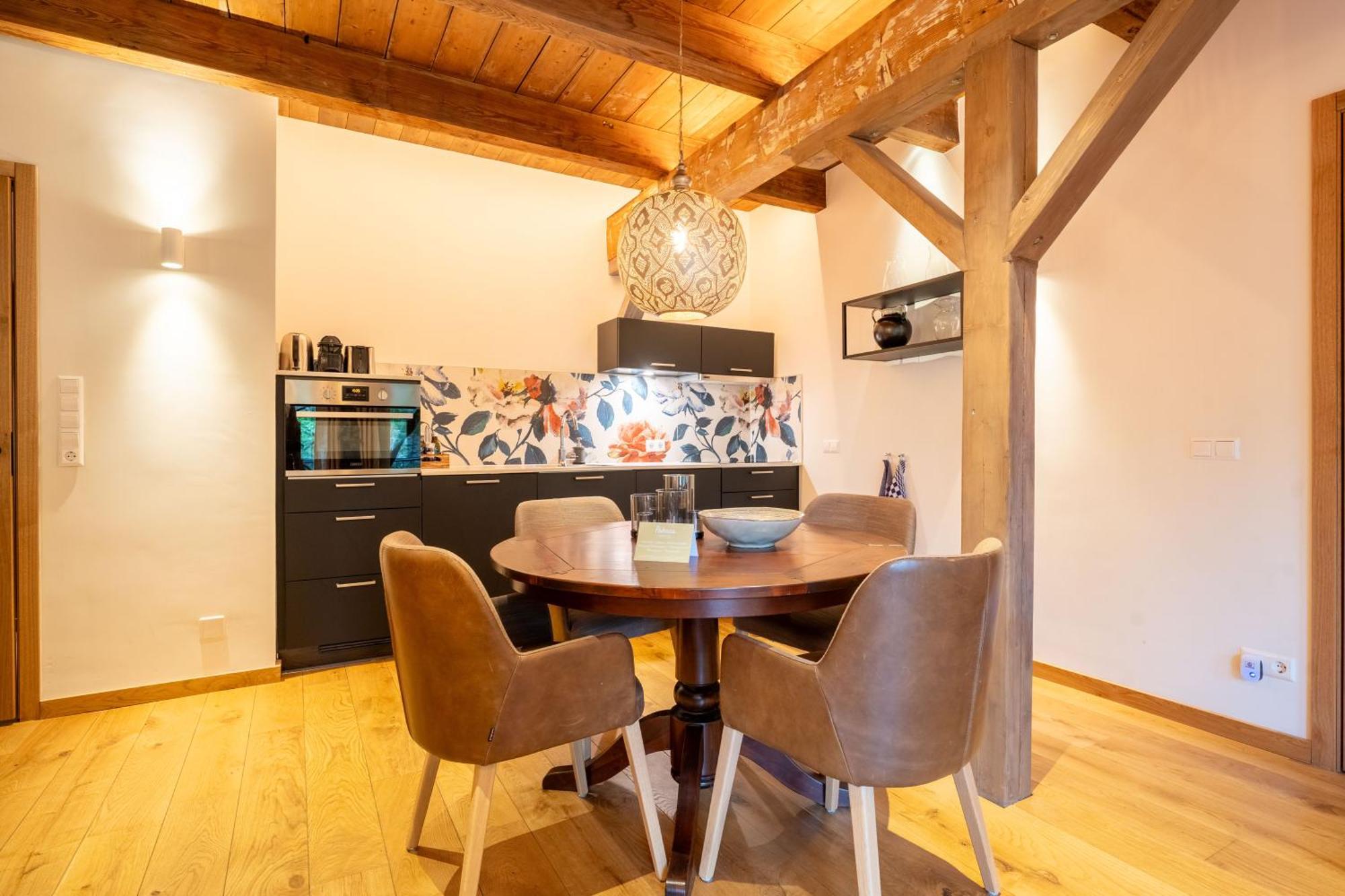 Pakasa Apartment Leiden